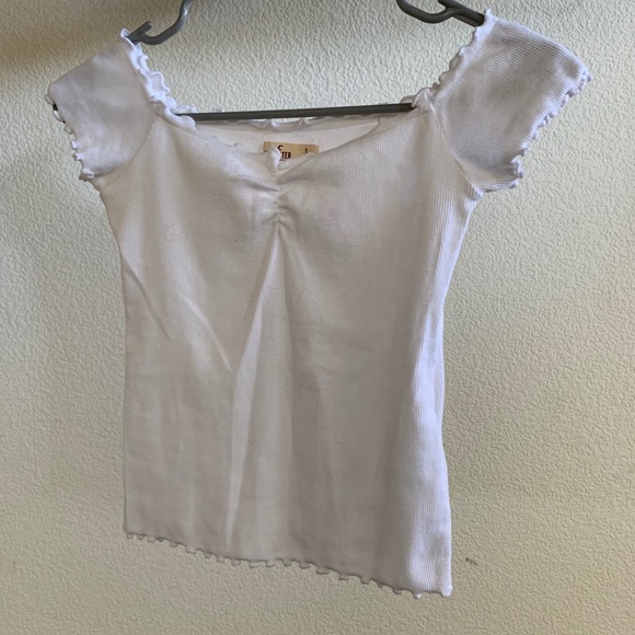 Hollister off the shoulder top - Picture 3 of 5